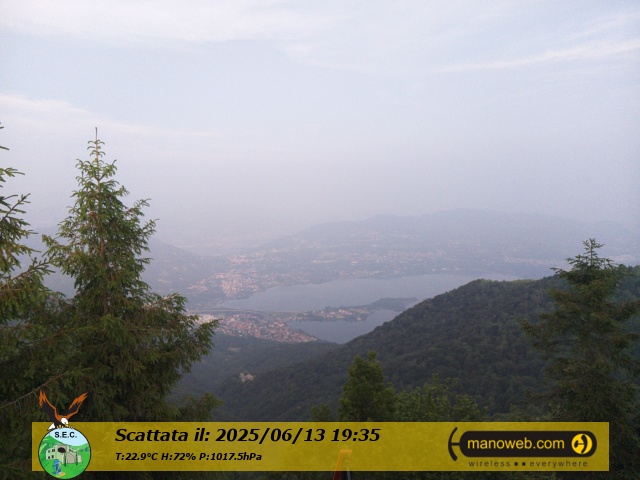 immagine della webcam nei dintorni di Erve: webcam Civate